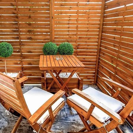 Апартаменти Lux Studio 11 With Yard In The Heart Of Афіни Екстер'єр фото
